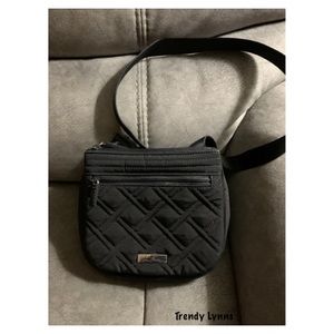 Vera Bradley• smalll crossbody bag